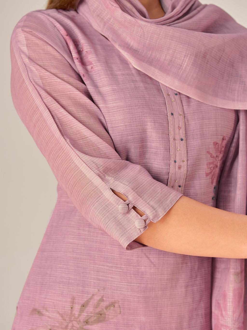 IOLY Women Floral Hand Work Printed Regular Linen Kurta with Trousers & With Dupatta