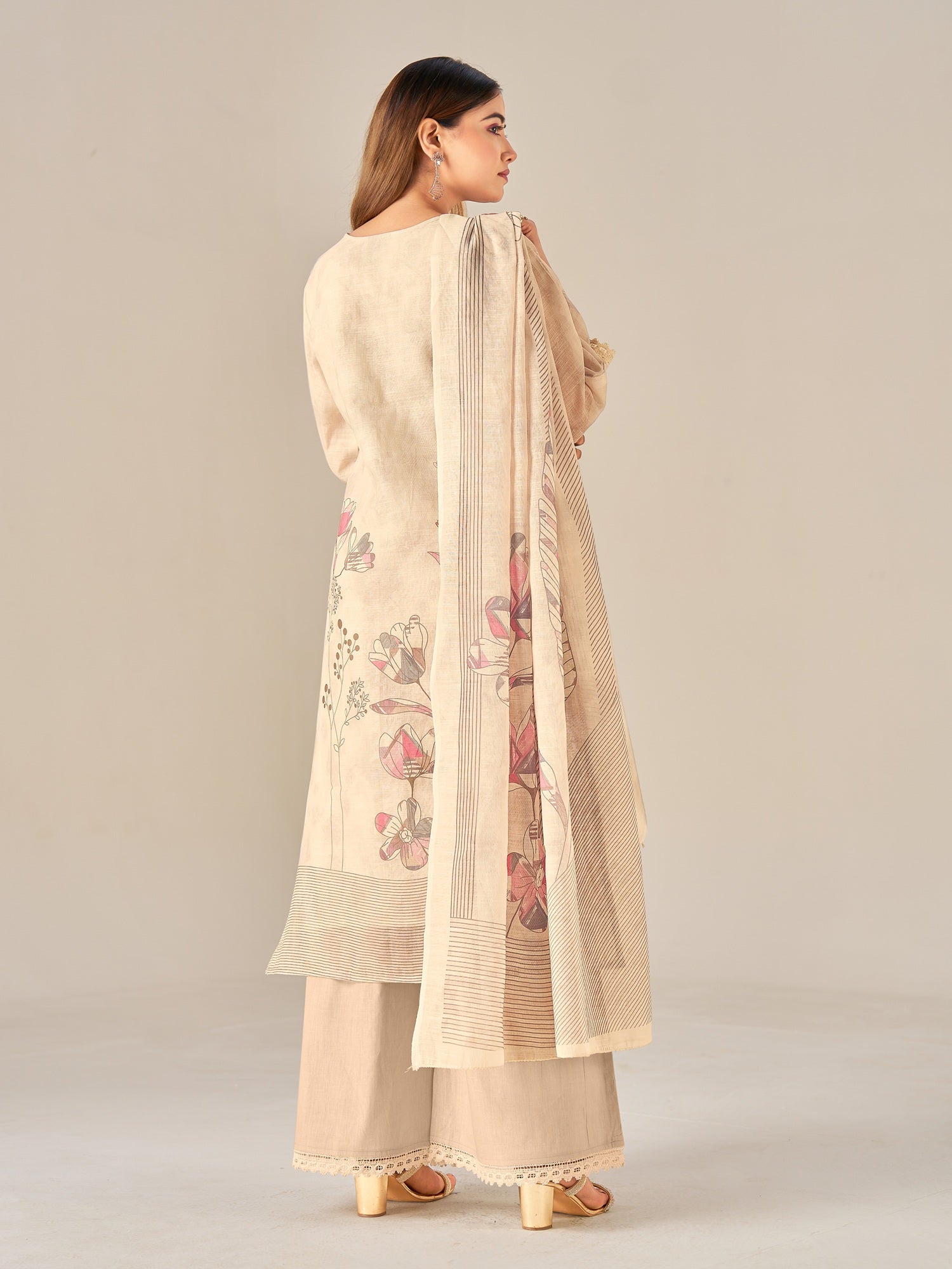 IOLY Women Floral Printed Regular Linen Kurta with Palazzos & With Dupatta