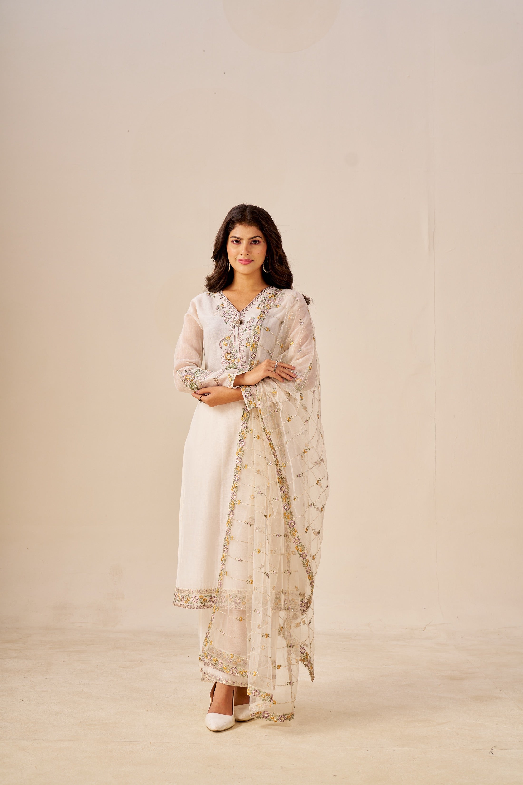 IOLY Floral Floral Yoke Design V-Neck Chanderi Cotton Kurta With Palazzos & Dupatta