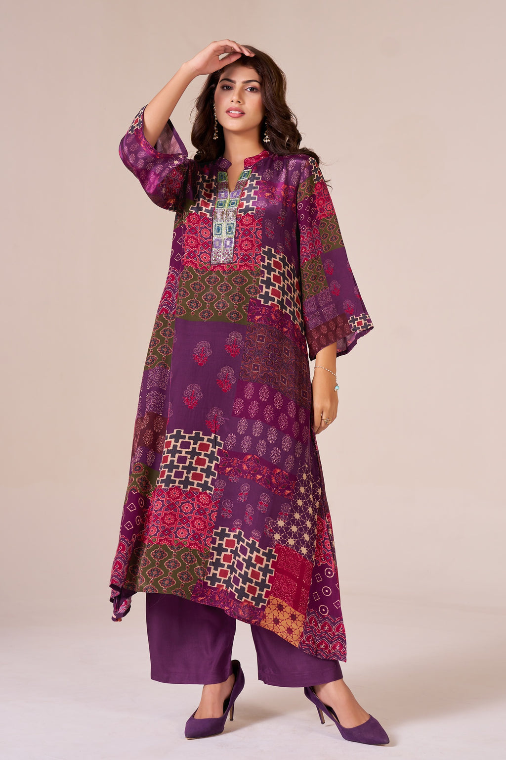 IOLY Women Ethnic Motifs Printed Regular Silk Crepe Kurta with Trousers