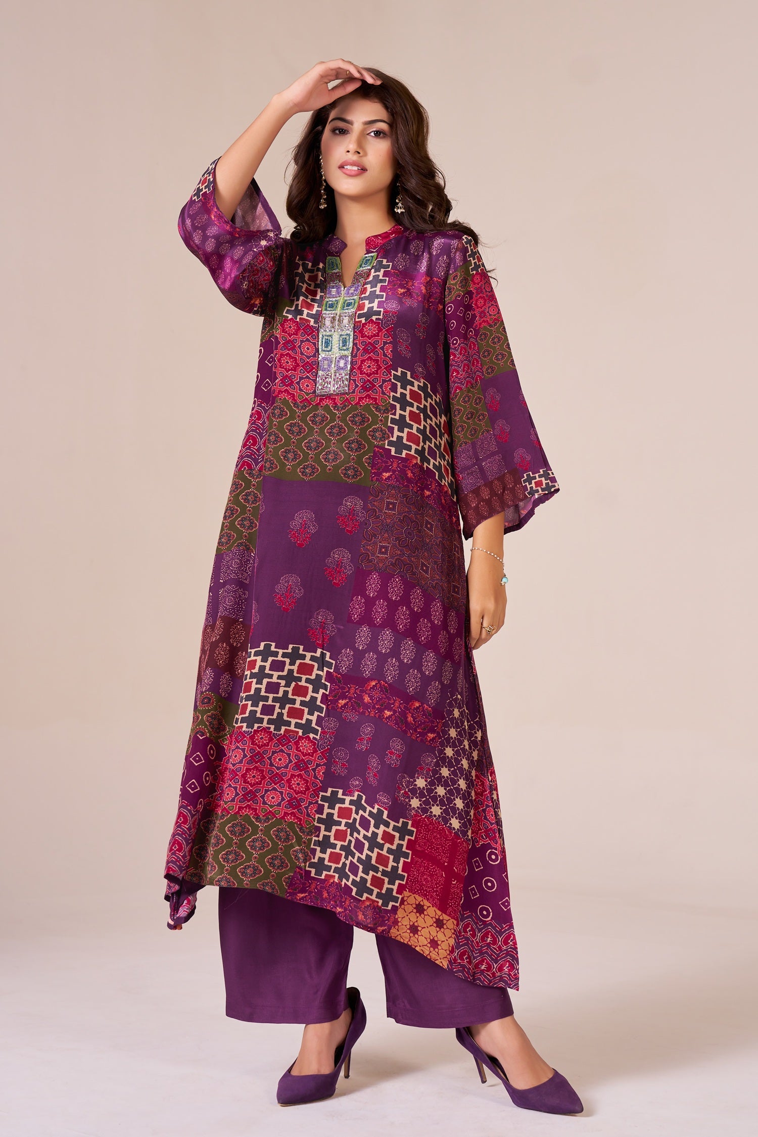 IOLY Women Ethnic Motifs Printed Regular Silk Crepe Kurta with Trousers