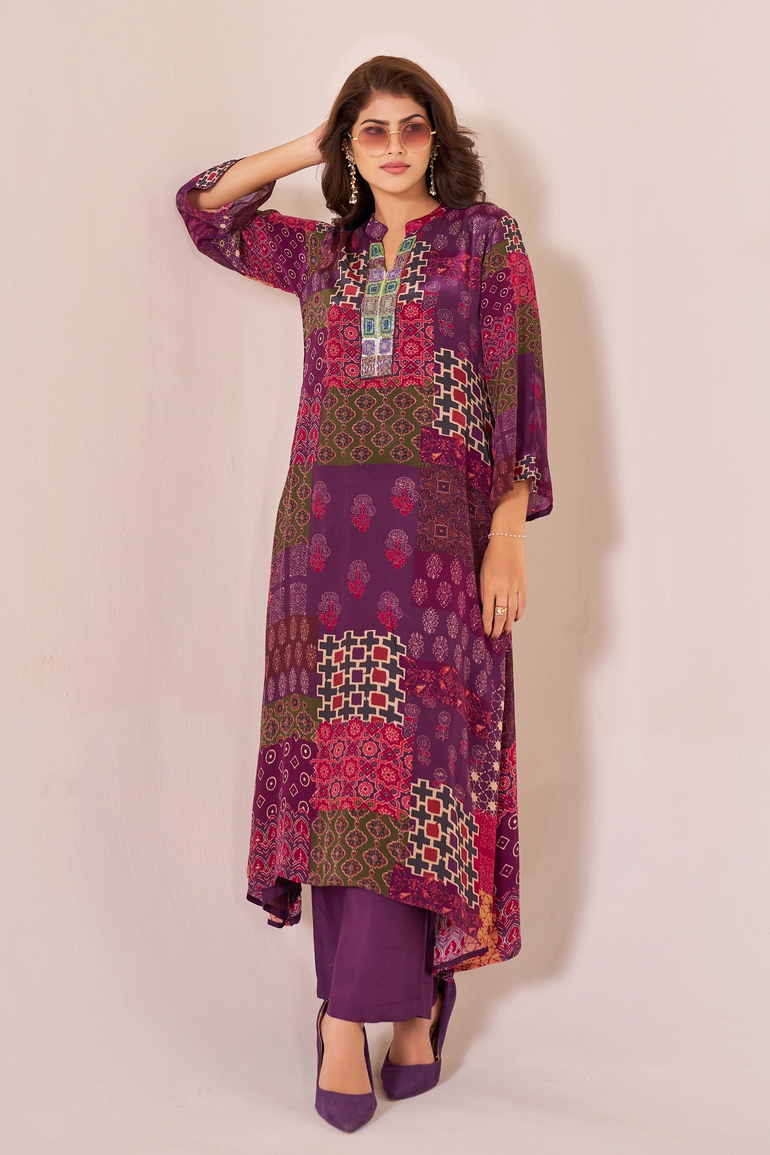 IOLY Women Ethnic Motifs Printed Regular Silk Crepe Kurta with Trousers