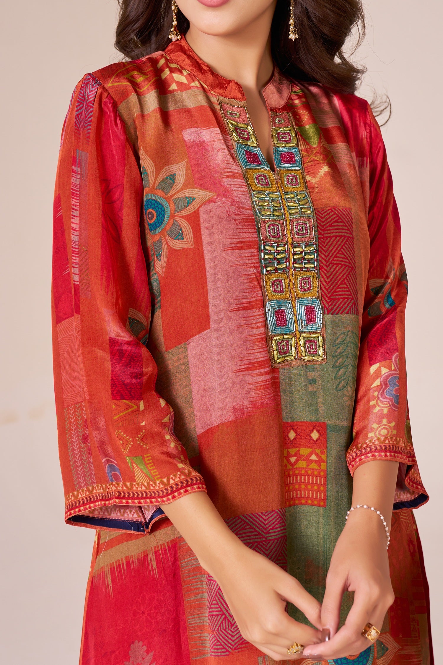 IOLY Women Ethnic Motifs Printed Regular Beads and Stones Silk Crepe Kurta with Trousers