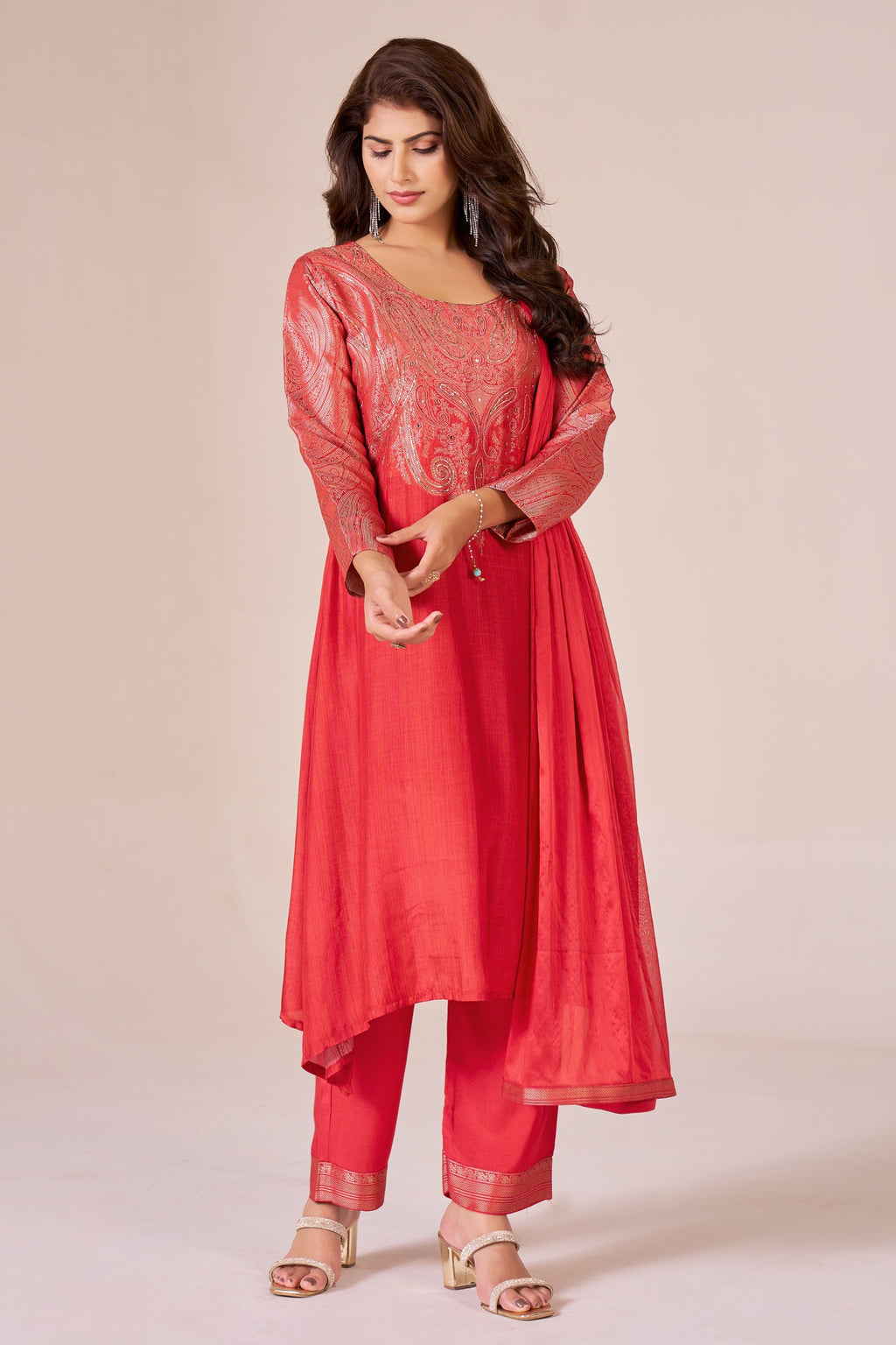 IOLY Women Ethnic Motifs Woven Design Silk Kurta with Trousers & Dupatta