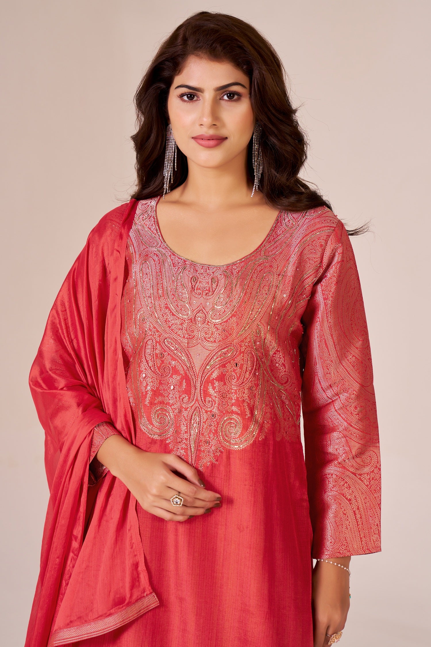 IOLY Women Ethnic Motifs Woven Design Silk Kurta with Trousers & Dupatta