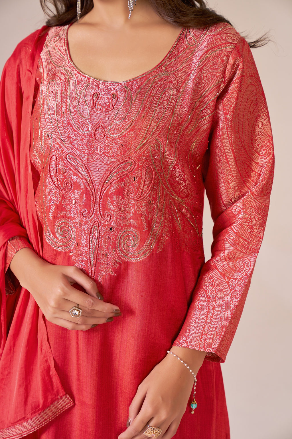 IOLY Women Ethnic Motifs Woven Design Silk Kurta with Trousers & Dupatta