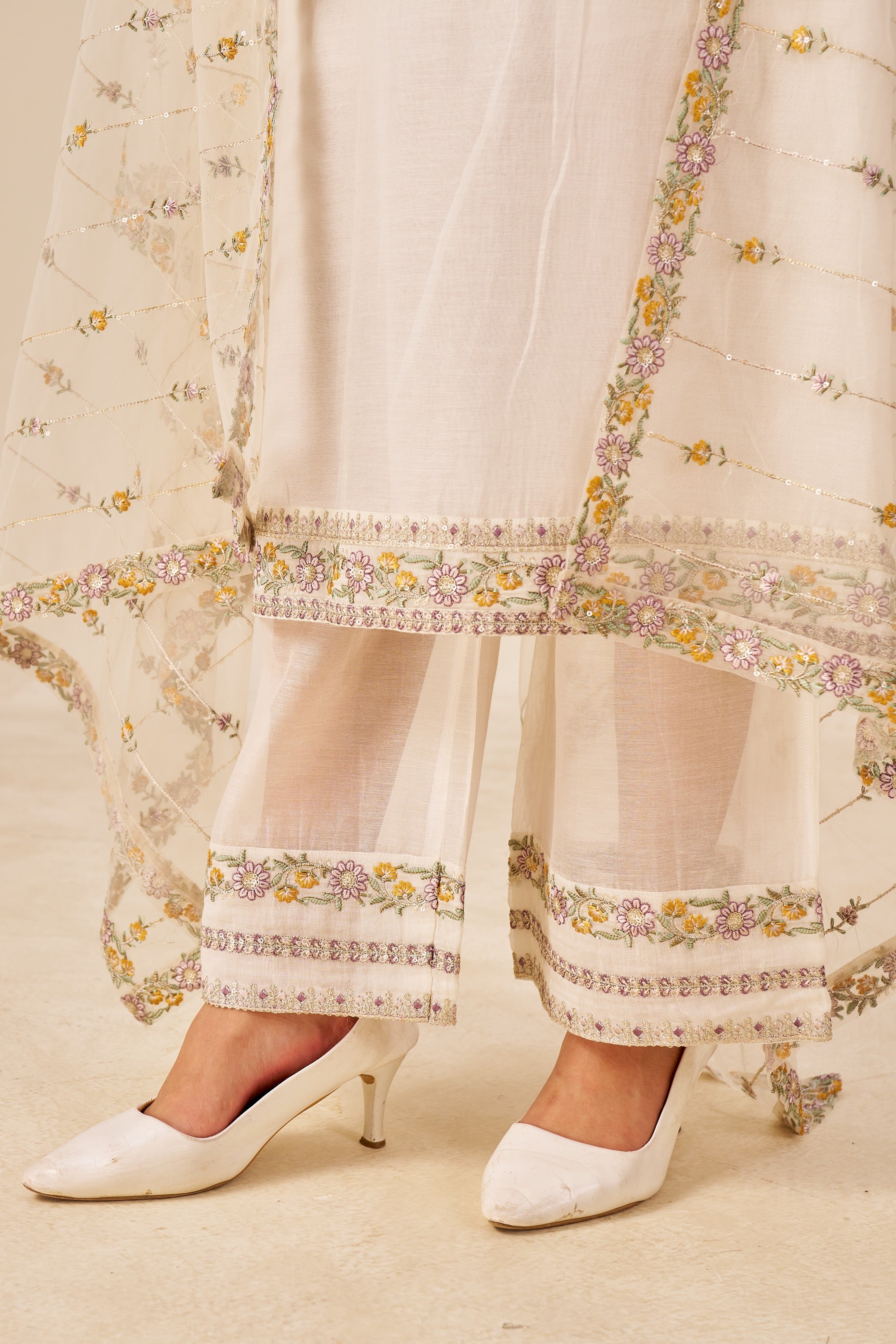 IOLY Floral Floral Yoke Design V-Neck Chanderi Cotton Kurta With Palazzos & Dupatta